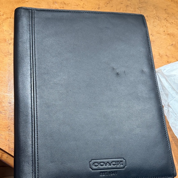 Coach SV/BK Men's Accessory - Picture 4 of 4